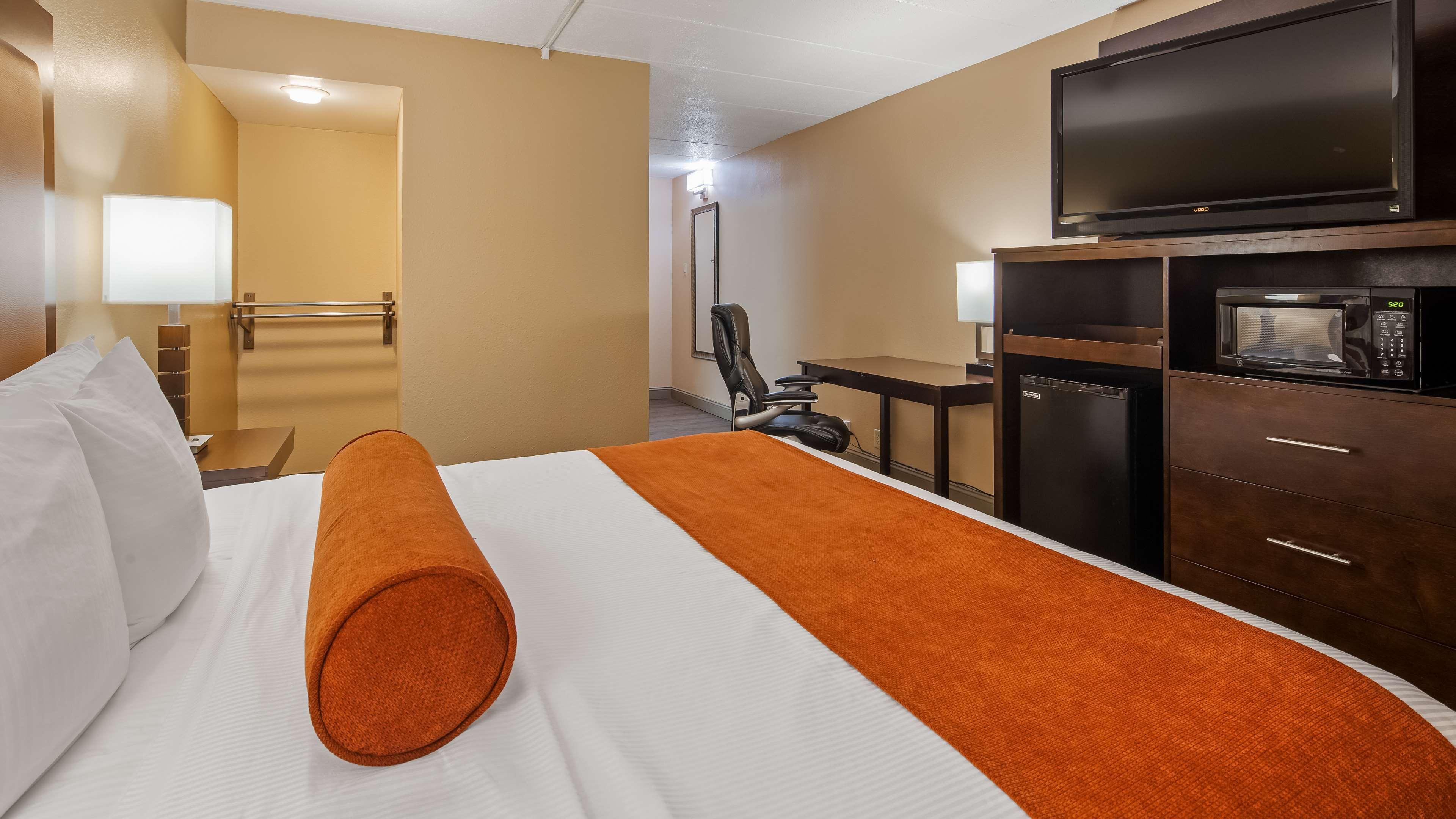 Best Western Crossroads Of The Bluffs Каунсъл Блъфс Екстериор снимка