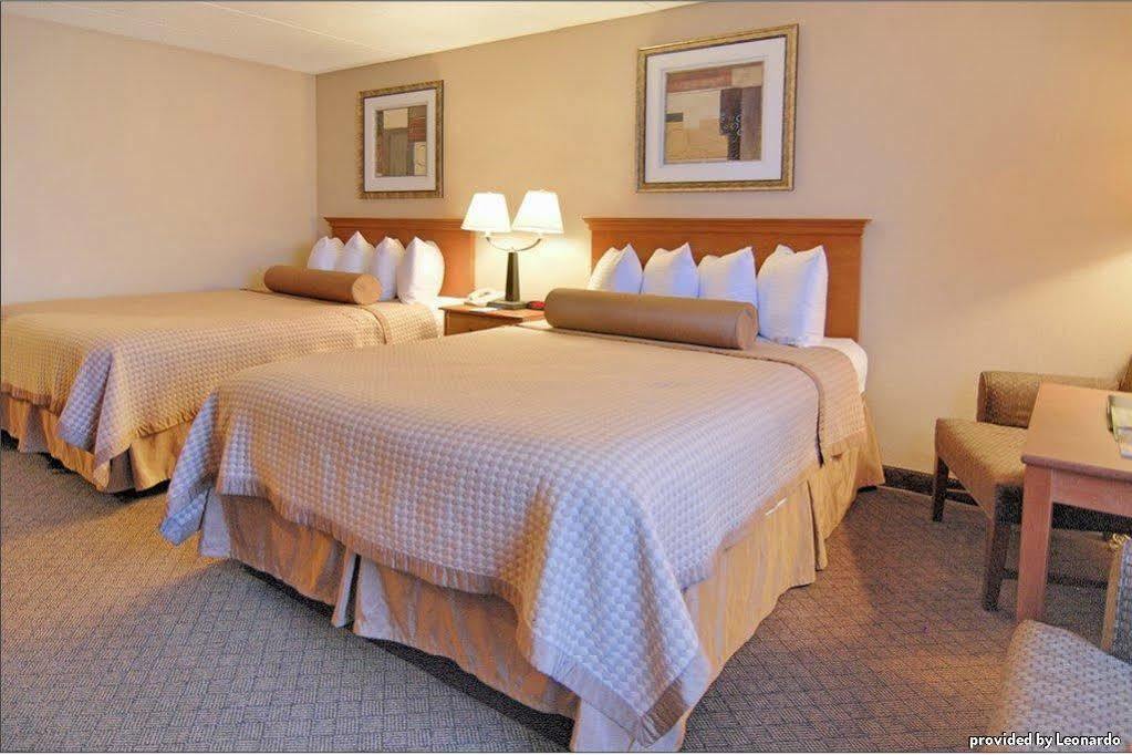 Best Western Crossroads Of The Bluffs Каунсъл Блъфс Екстериор снимка